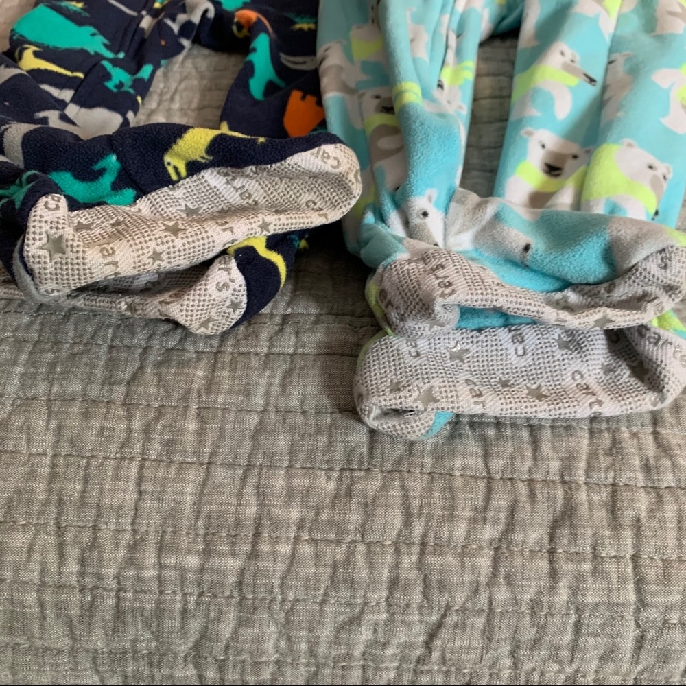 Like New Carter’s Fleece PJs - Picture 3 of 5